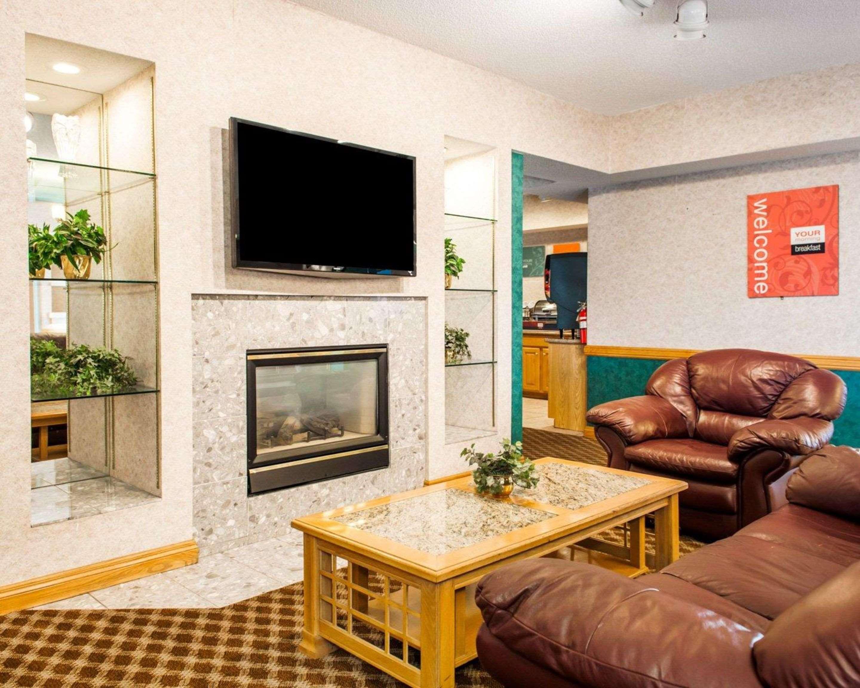 Comfort Inn Гошен Екстериор снимка
