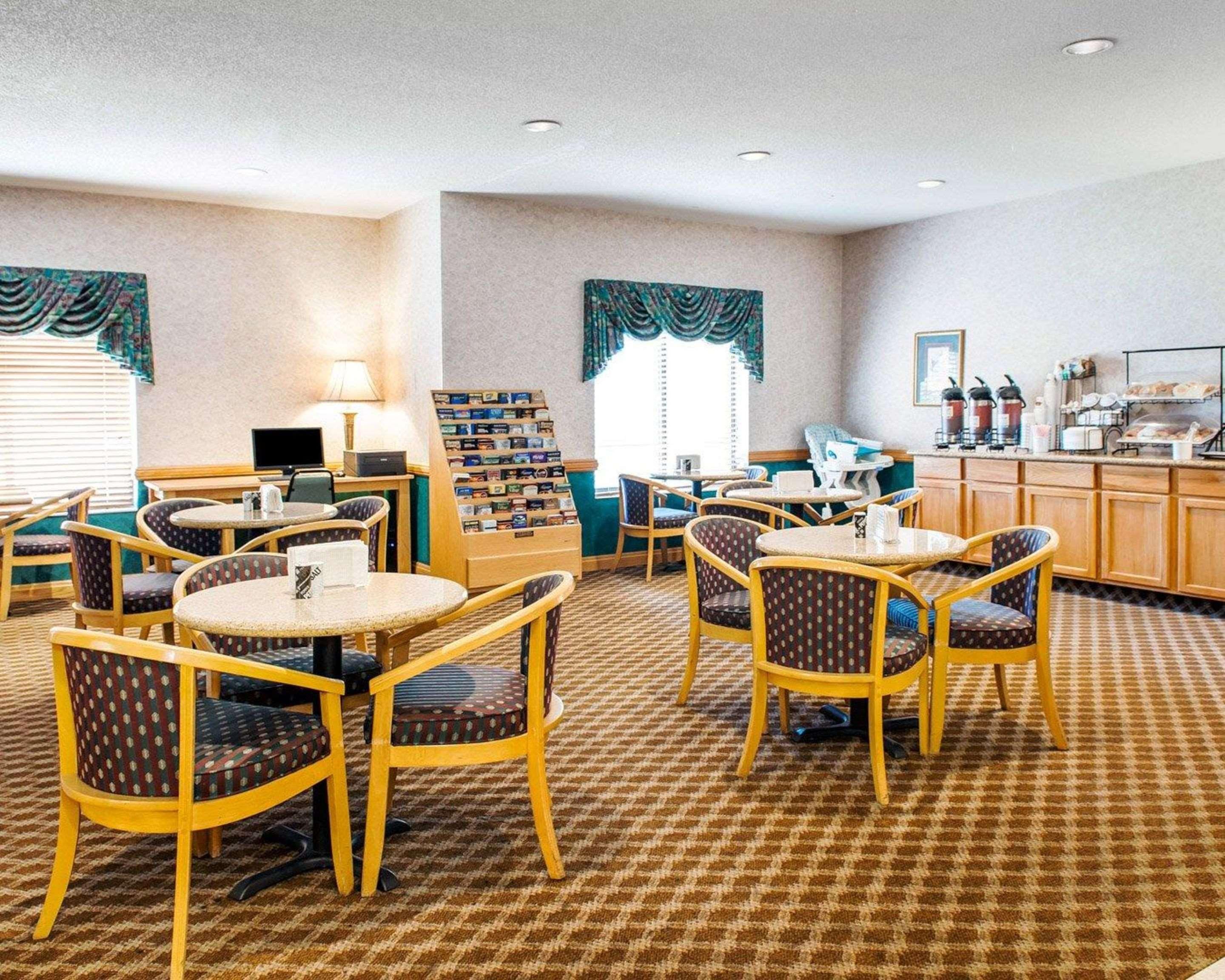 Comfort Inn Гошен Екстериор снимка